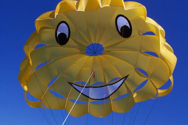 Destin Parasailing Experience - Image 6
