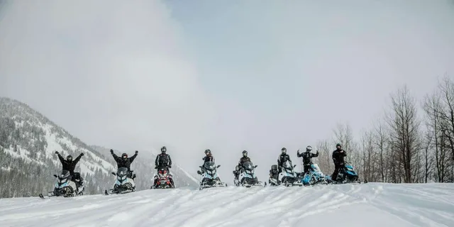 Jackson Yellowstone Snowmobile Tour - Image 5