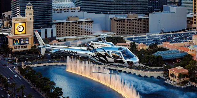 Las Vegas Helicopter Night Strip Flight - Image 4