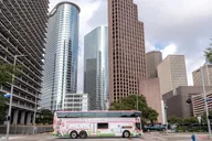 Houston Tea Tour in a Stylish Pink Bus 90 min thumbnail 3