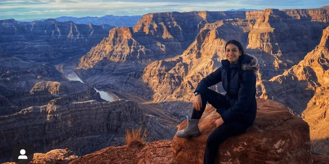 Las Vegas Grand Canyon Tour with Hoover Dam and 7 Magic Mountains - Image 4