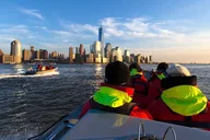 Manhattan Speedboat Tour for Up to 12 Passengers thumbnail 6