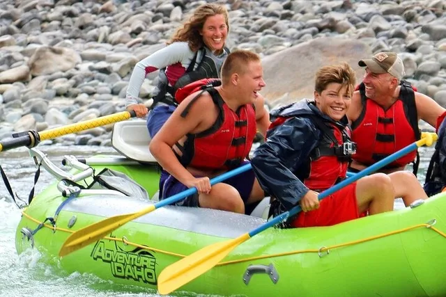 Riggins Whitewater Rafting on Salmon River - Image 5