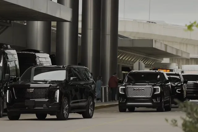 Nashville Limo and Airport Transportation - Image 4