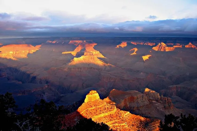 Sedona Grand Canyon Tour at Sunset - Image 3