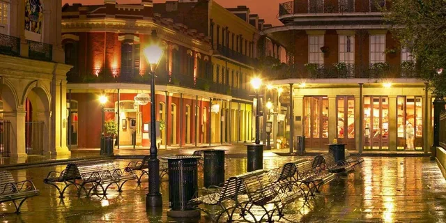 New Orleans Haunted Walking Tour - Image 1