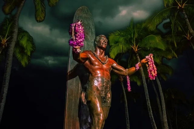 Waikiki Ghost Tour: Torches & Terrors 1 hr - Image 3