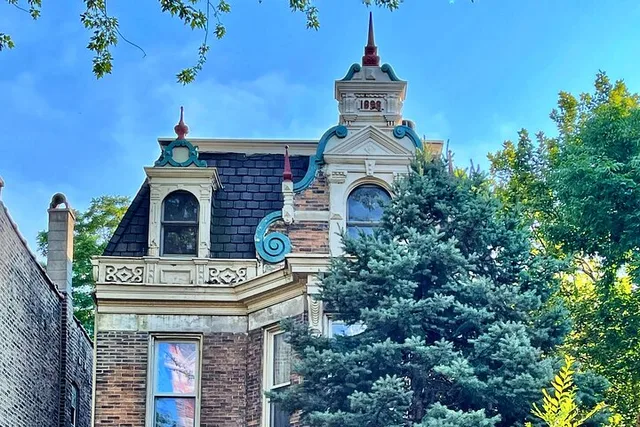 Chicago Historic Homes and Cottages Walking Tour - Image 2