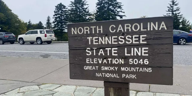 Gatlinburg Great Smoky Mountains National Park Tour 3 hr - Image 3