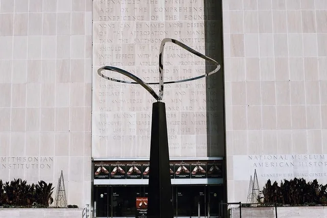 Washington DC National Archives and American History Museum Tour - Image 4