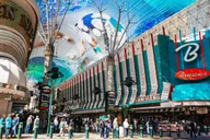 Las Vegas Fremont Street Walking Tour thumbnail 1