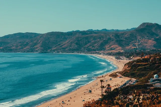 Malibu Private Driving Tour - Image 2