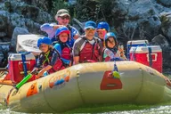 Rogue River Hellgate Canyon Raft Tour thumbnail 4