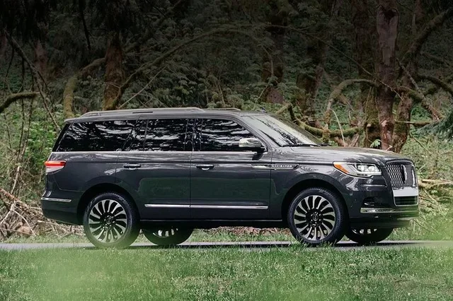 Philadelphia Private Airport Transfer by SUV - Image 6