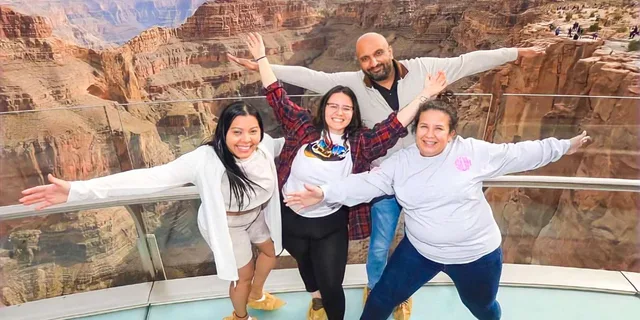 Las Vegas Grand Canyon Tour with Hoover Dam and 7 Magic Mountains - Image 1