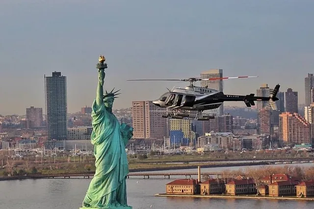 New York Helicopter Transfer to Airports - Image 4