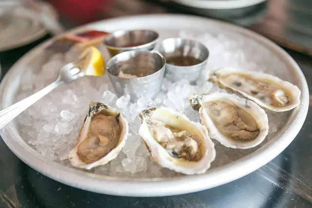 Boston Seafood Tasting Tour - Image 3