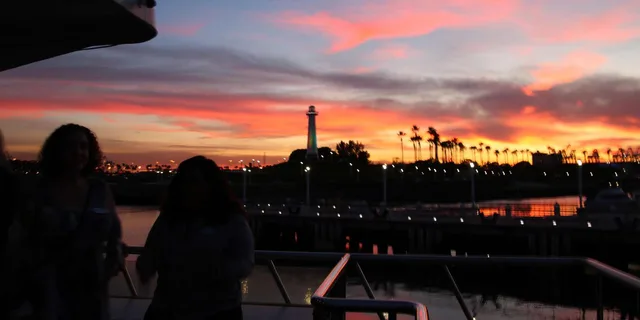Long Beach Dinner Cruise with Buffet and DJ - Image 5