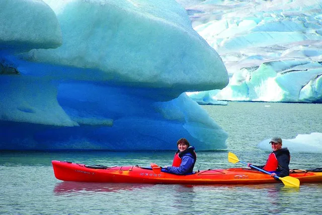 Juneau Kayak and Salmon Bake Adventure - Image 6