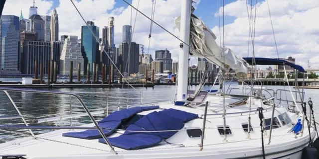 Brooklyn Sailboat Cruise - Image 2
