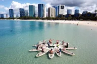 Honolulu Paddleboard Yoga Class 75 min thumbnail 2