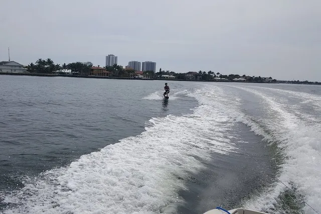 Palm Beach Boat Tour - Image 2