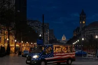 Washington DC Monuments Open-Air Moonlight Tour thumbnail 6