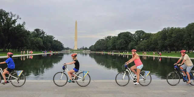 Washington DC Monuments Bike Tour - Image 1
