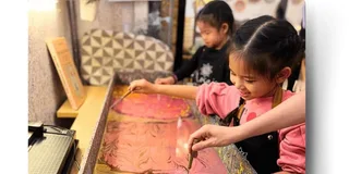 Manhattan Water Marbling Workshop