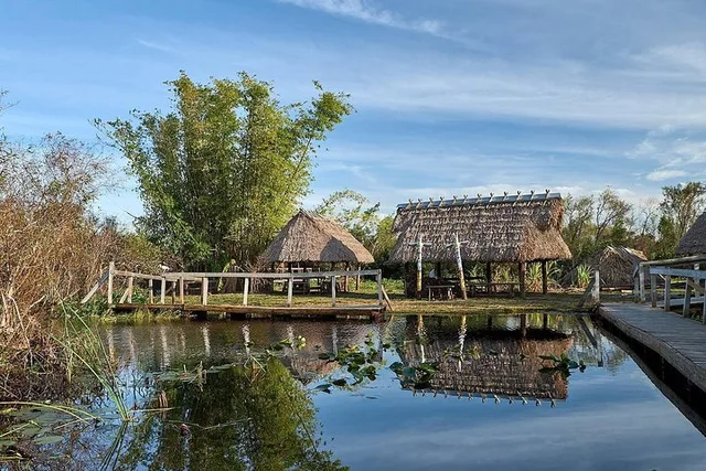 Everglades Eco Adventure with Biologist Walk and Boat Trips - Image 4