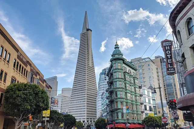 San Francisco Historical Pub Walking Tour - Image 1