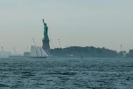 New York City Historic Downtown and Wall Street Walking Tour thumbnail 1