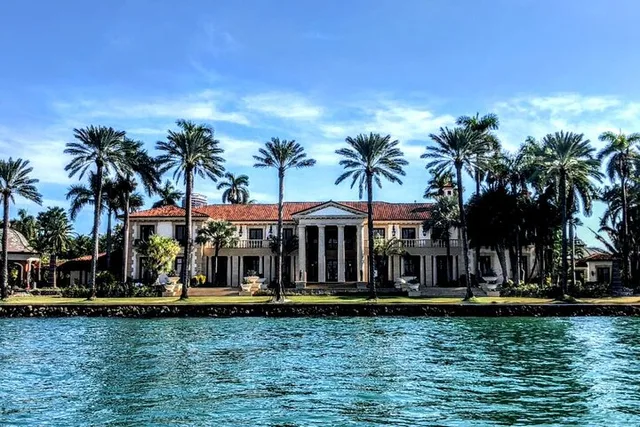Fort Lauderdale Private Boat Tour 1 Hour - Image 4