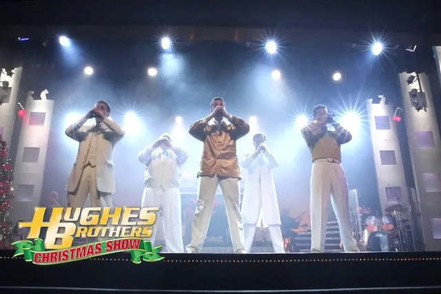 Branson Christmas Show by Hughes Brothers - Image 5