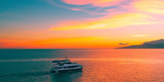 Maui Sunset Dinner Cruise - Image 1