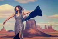 Sedona Photo Session with Local Photographer 30 min thumbnail 2