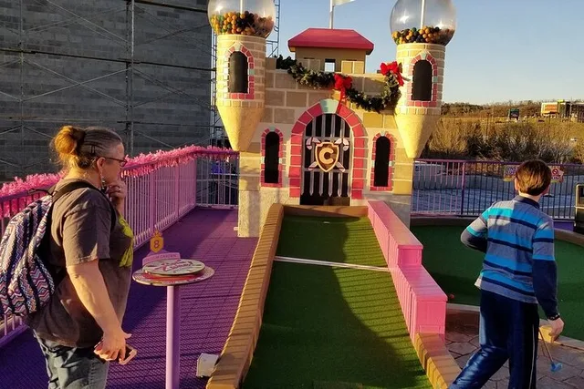 Pigeon Forge Mini Golf at Crave Golf Club - Image 4
