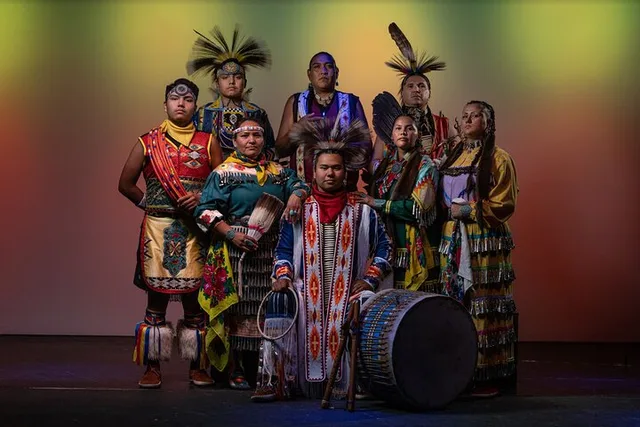 Page Native American Show - Image 2