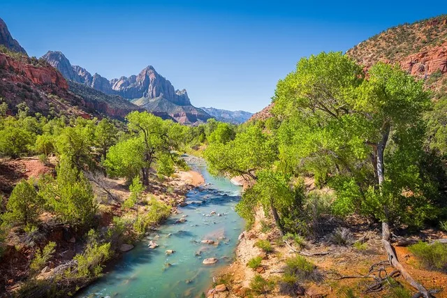 Las Vegas Antelope Canyon and Horseshoe Bend Tour - Image 1