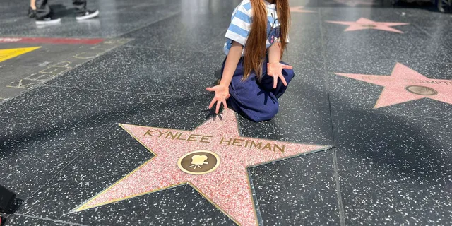 Los Angeles Walk of Fame Photo Experience - Image 3