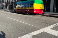 Los Angeles Iconic Sights Full-Day Tour thumbnail 6
