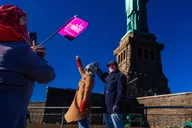 New York Statue of Liberty and Ellis Island Guided Tour thumbnail 6