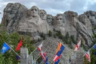 Rapid City Mt. Rushmore and Crazy Horse Tour thumbnail 1