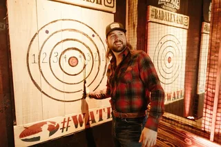 Nashville Axe Throwing Experience with Private Lane