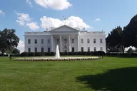 Washington DC Guided Tour in Spanish 4 hr thumbnail 6