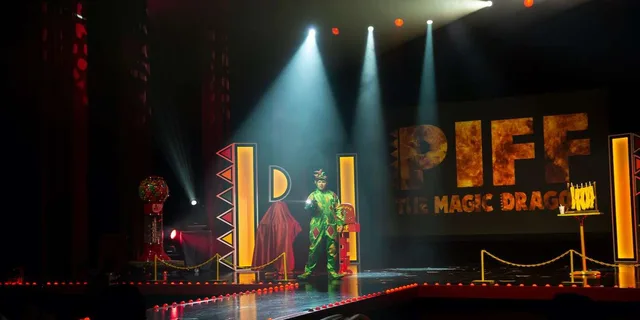 Las Vegas Magic Show at the Flamingo - Image 3