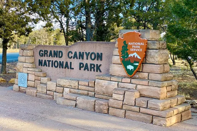 Las Vegas Grand Canyon South Rim Day Tour - Image 5