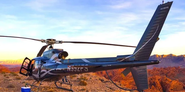 Las Vegas Valley of Fire Helicopter Tour 1 hr - Image 3