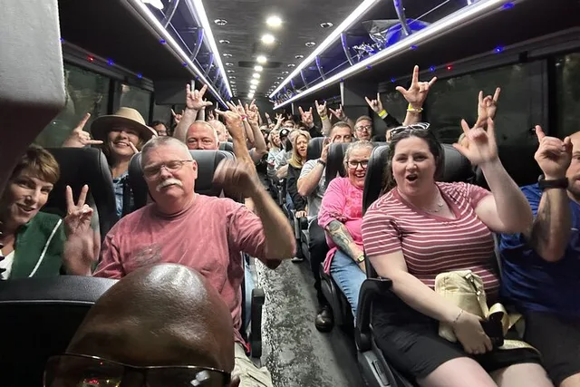 Nashville Whiskey Bus Tour with Tastings - Image 4