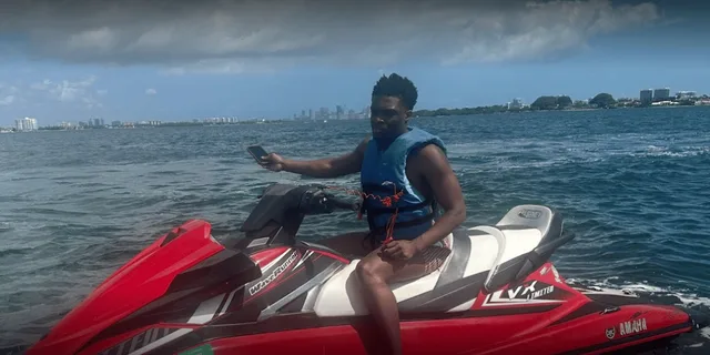 Miami Beach Jet Ski and Yacht Rental 1 hr - Image 2